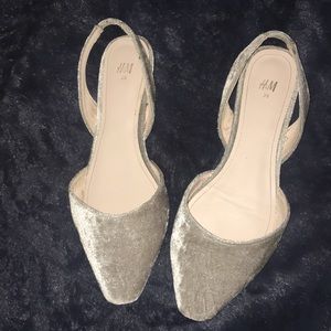 H&M silver crushed velvet pointed slip-ons